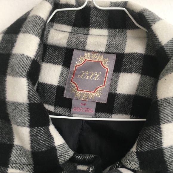 Fall/ Winter XXI Gingham Peacoat - Picture 3 of 5